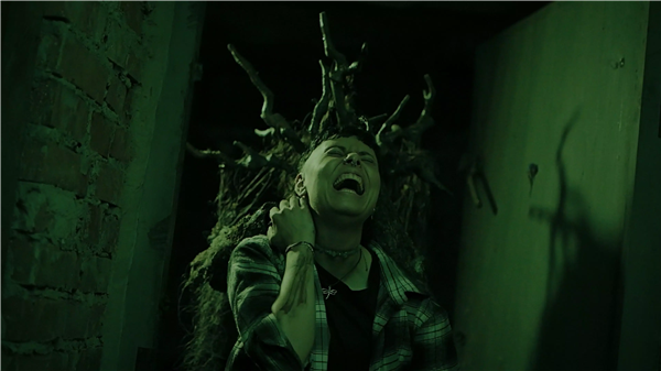 幽林深处手机版截图0